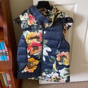 Down vest size medium